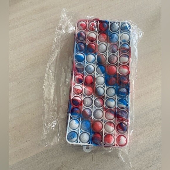 NEW Pop It Fidget Pencil Case - Picture 2 of 7